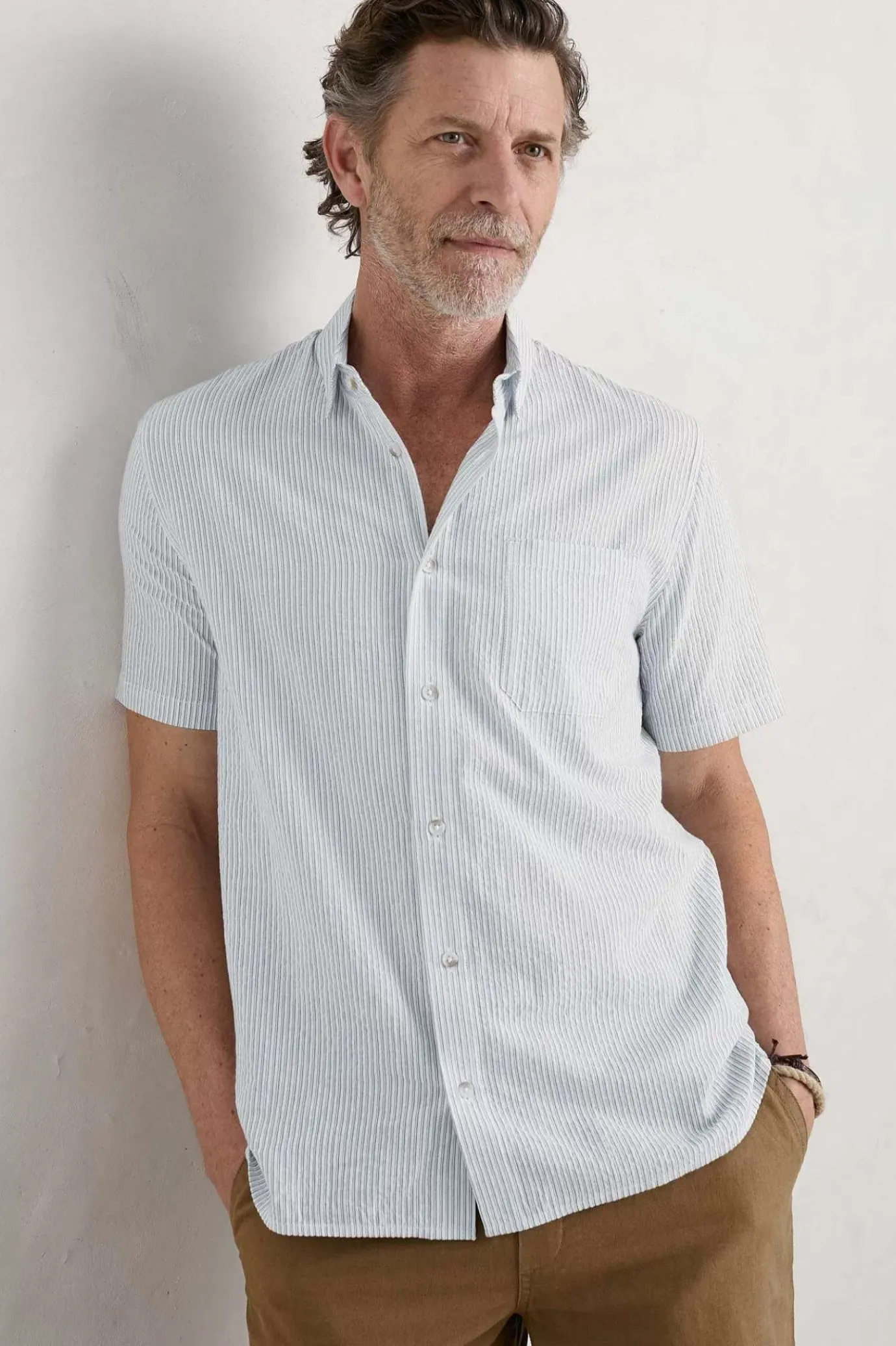 Seasalt Cornwall Men's Blue Heron Seersucker Short Sleeve Shirt<Men Tops & T-Shirts